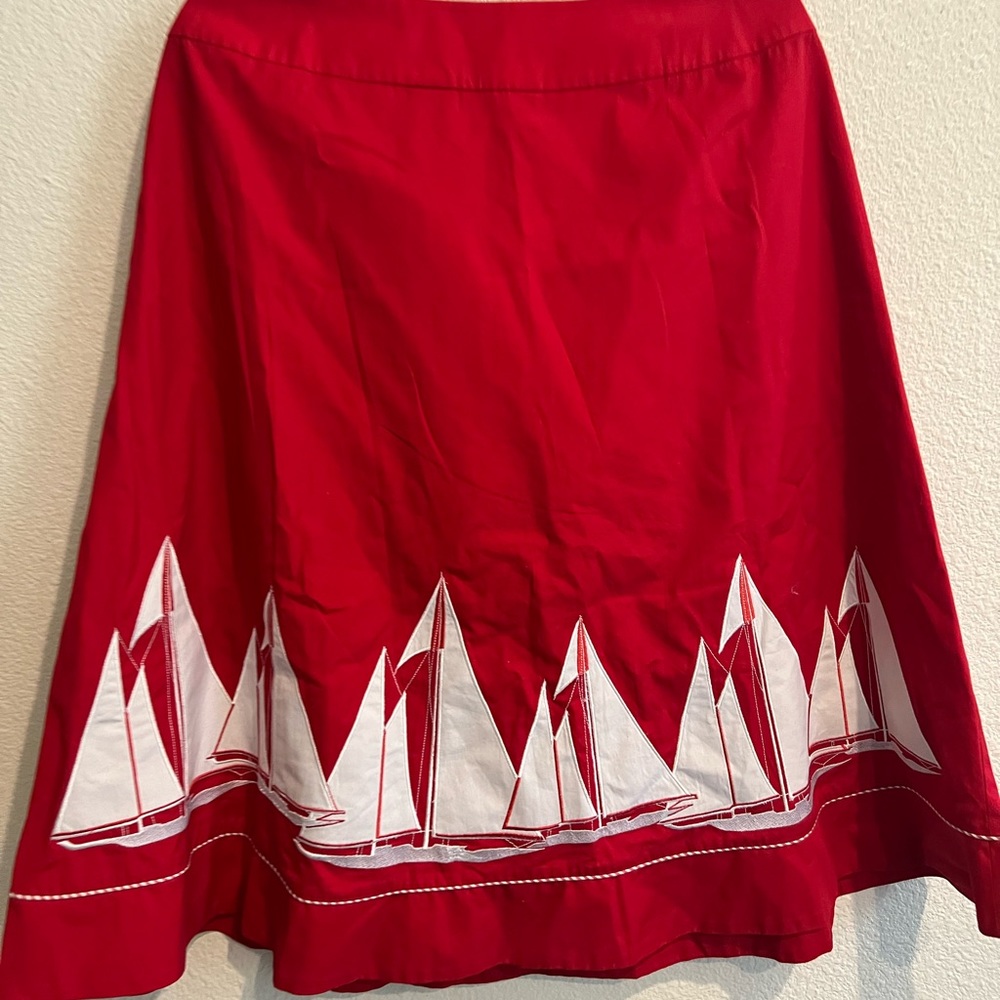 Liz Claiborne Red and White Nautical
Sailboat A-Line‎ MIdi Skirt